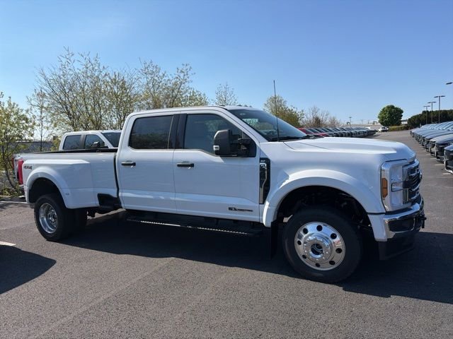New 2026 White Ford XLT image 2