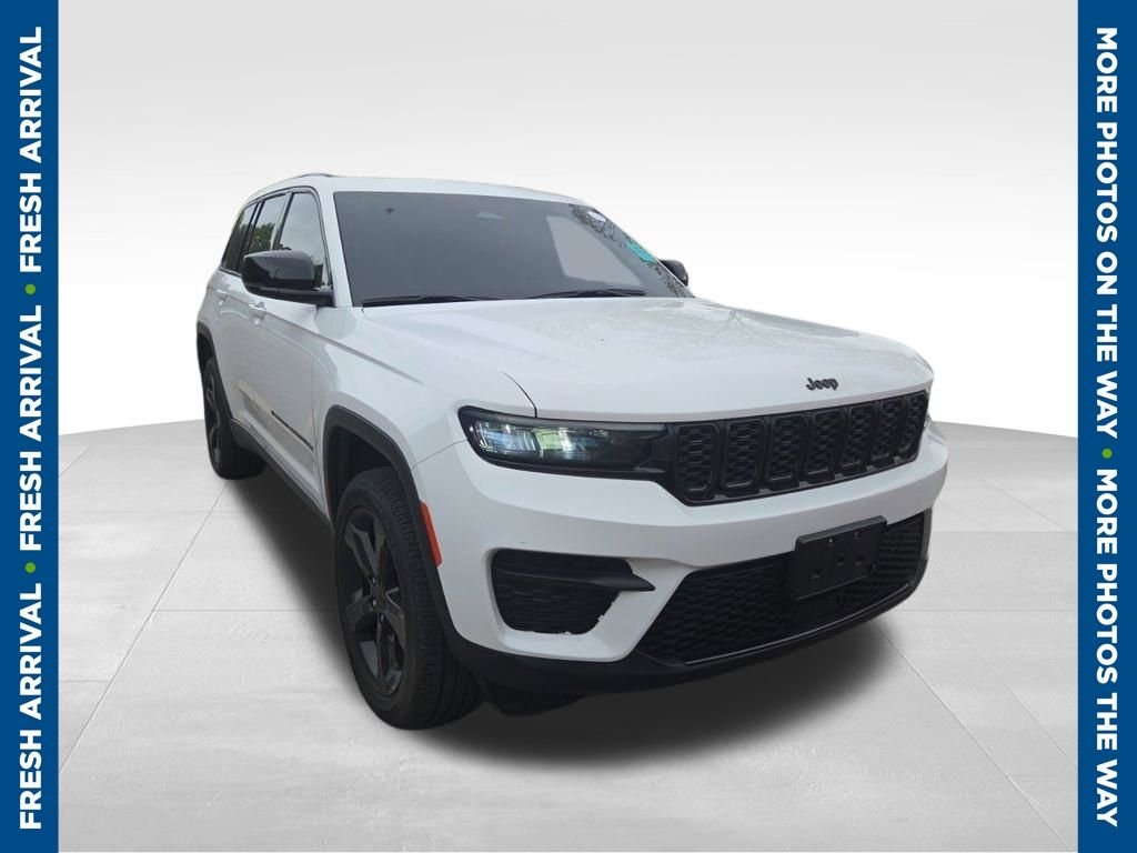 2024 Jeep Grand Cherokee Altitude X 4x4's photo