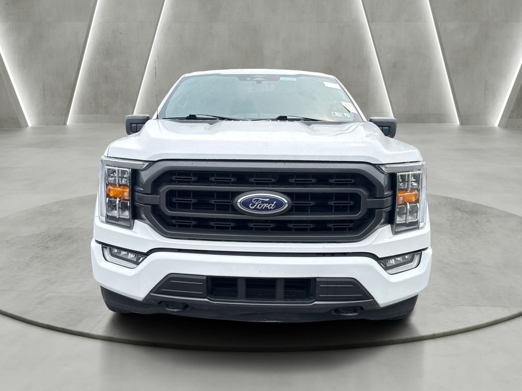 Used 2021 White Ford XLT image 2