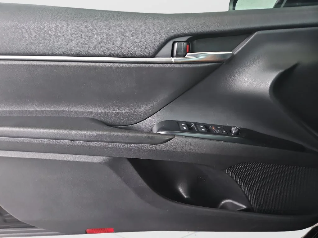 Used 2020 Black Toyota SE image 18