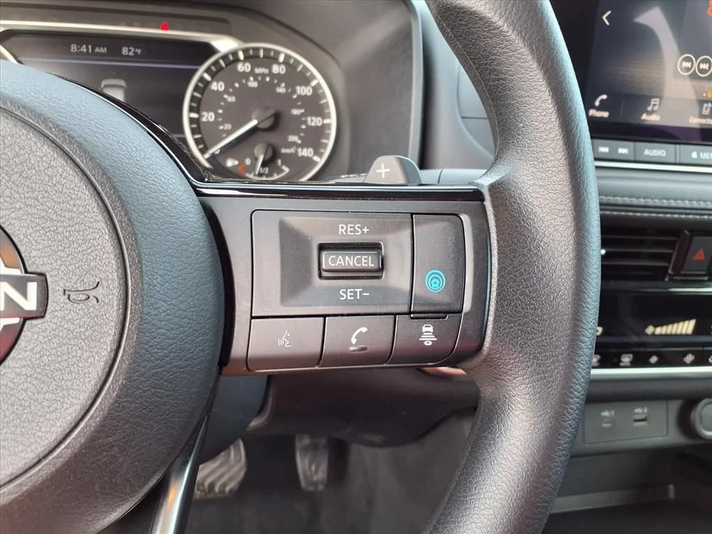 Used 2022 Silver Nissan SV Intelligent AWD image 14