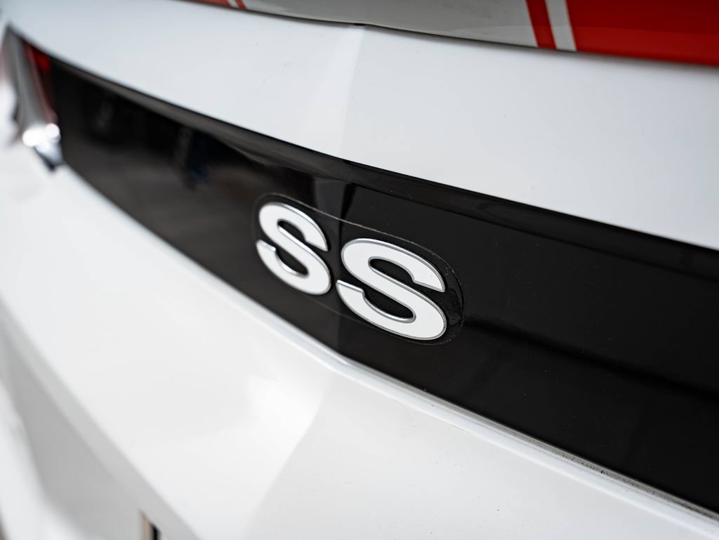 Used 2010 Summit White Chevrolet SS image 17