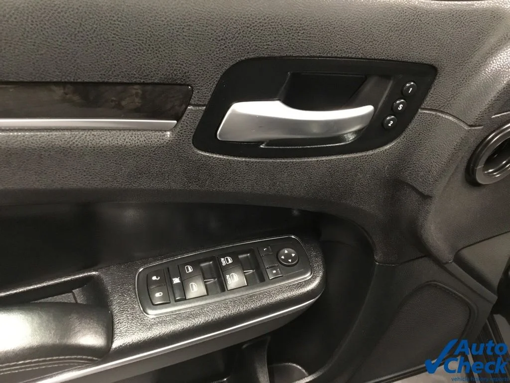 Used 2017 Gray Chrysler C image 21
