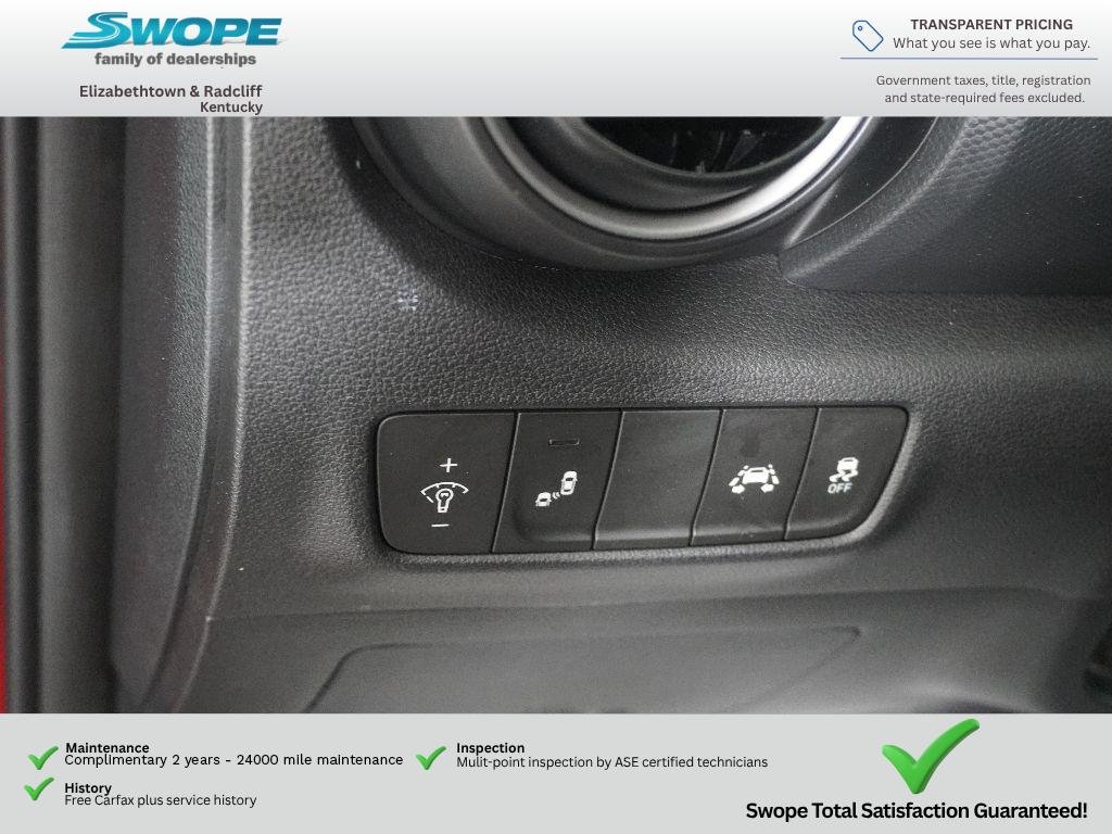 Used 2020 Pulse Red Hyundai Limited image 15