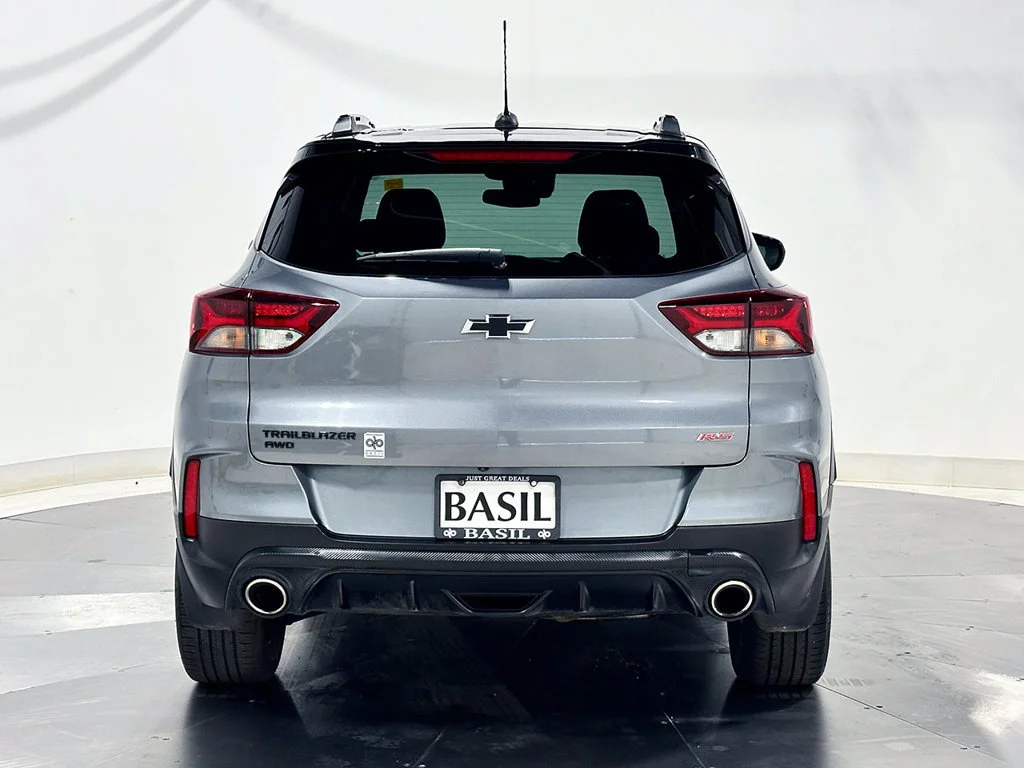 Used 2022 SATIN STEEL METALLIC Chevrolet RS image 12