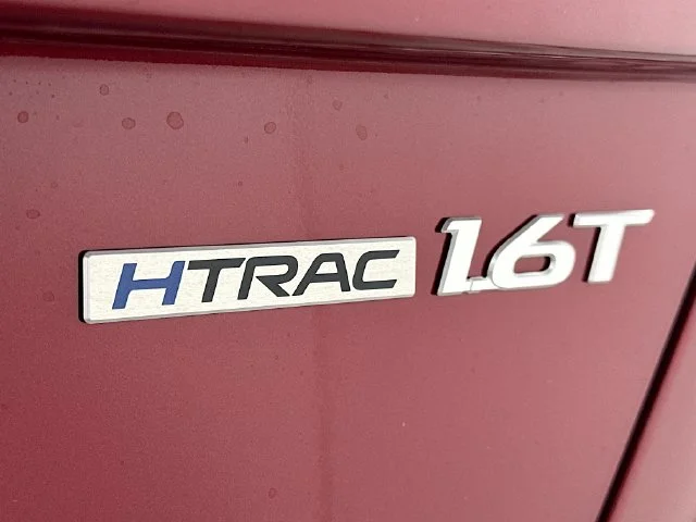New 2026 Red Hyundai SEL Premium image 24
