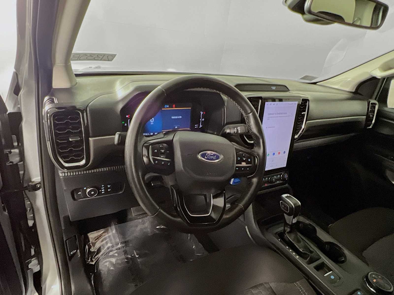 Used 2024 Iconic Silver Ford XLT image 11