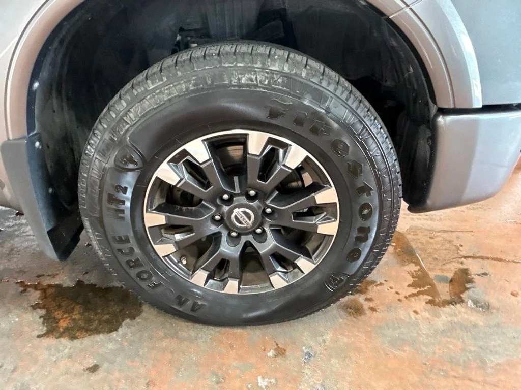 Used 2019 Gun Metallic Nissan PRO-4X image 10