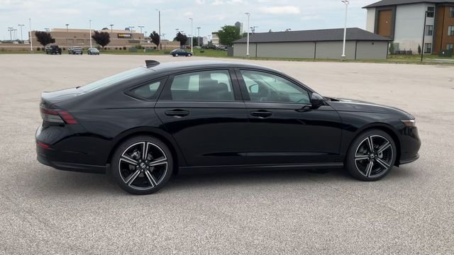 New 2026 Crystal Black Pearl Honda SE image 9