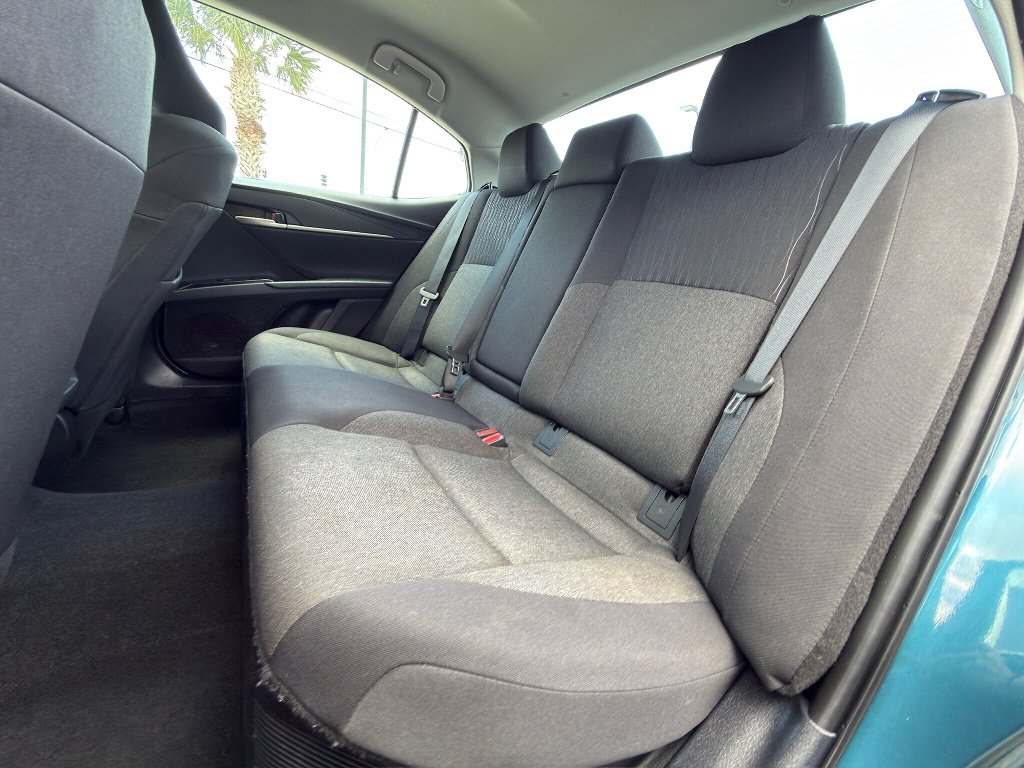 Used 2025 Ocean Gem Toyota LE image 12