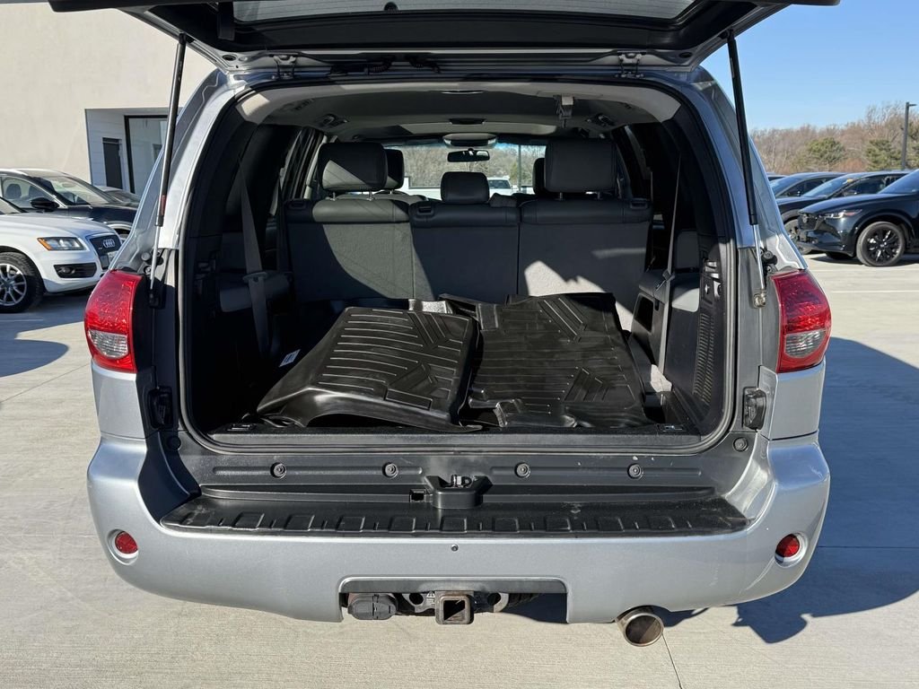 2014 Toyota Sequoia SR5 - Photo 34