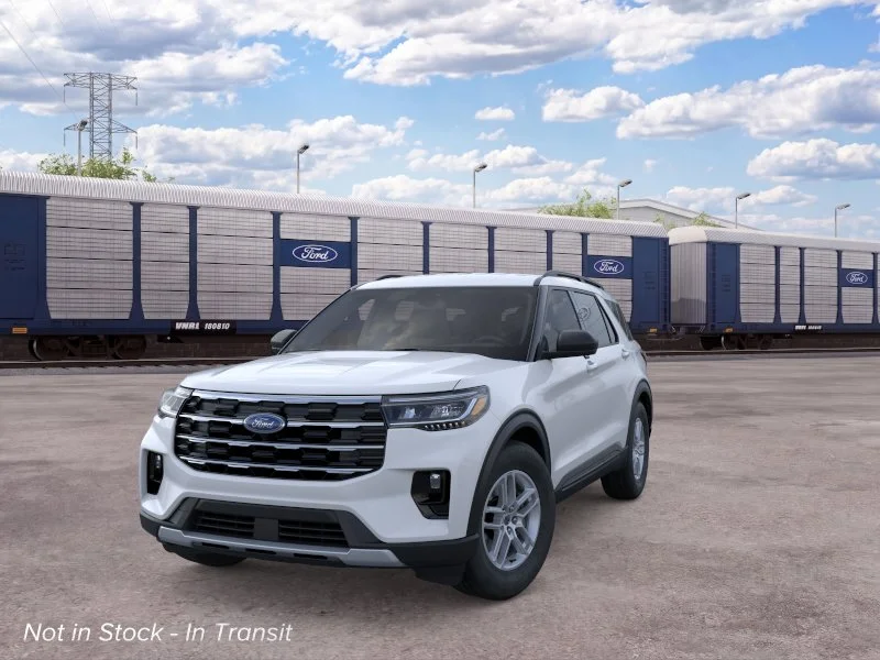 New 2026 Space White Metallic Ford Active image 3