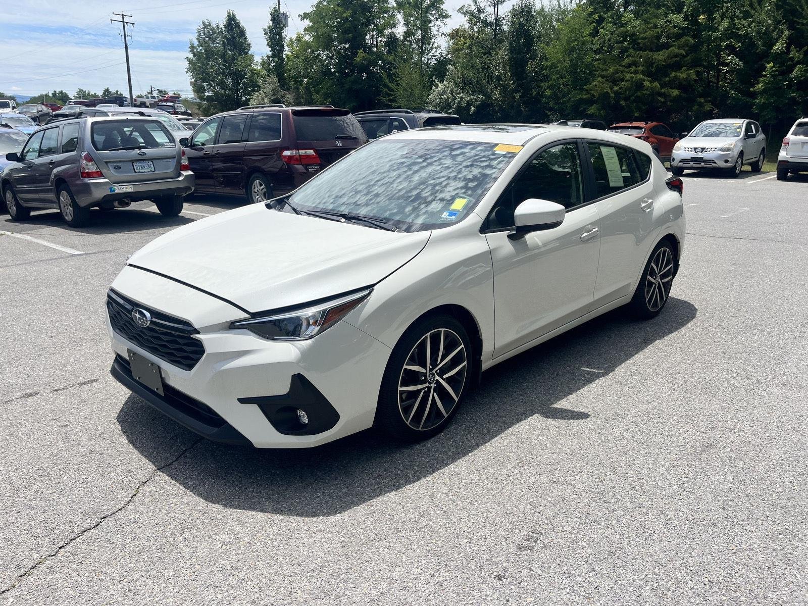 Used 2024  Subaru Sport image 4
