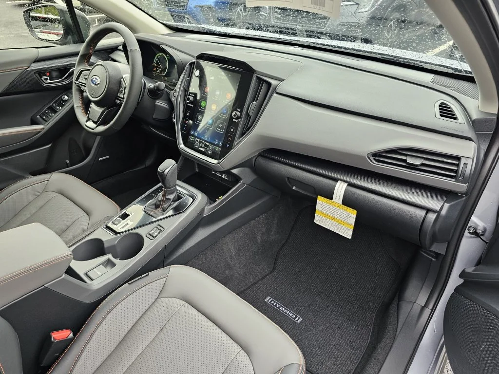 New 2026 ICE SILVER METALLIC Subaru Limited Hybrid image 10