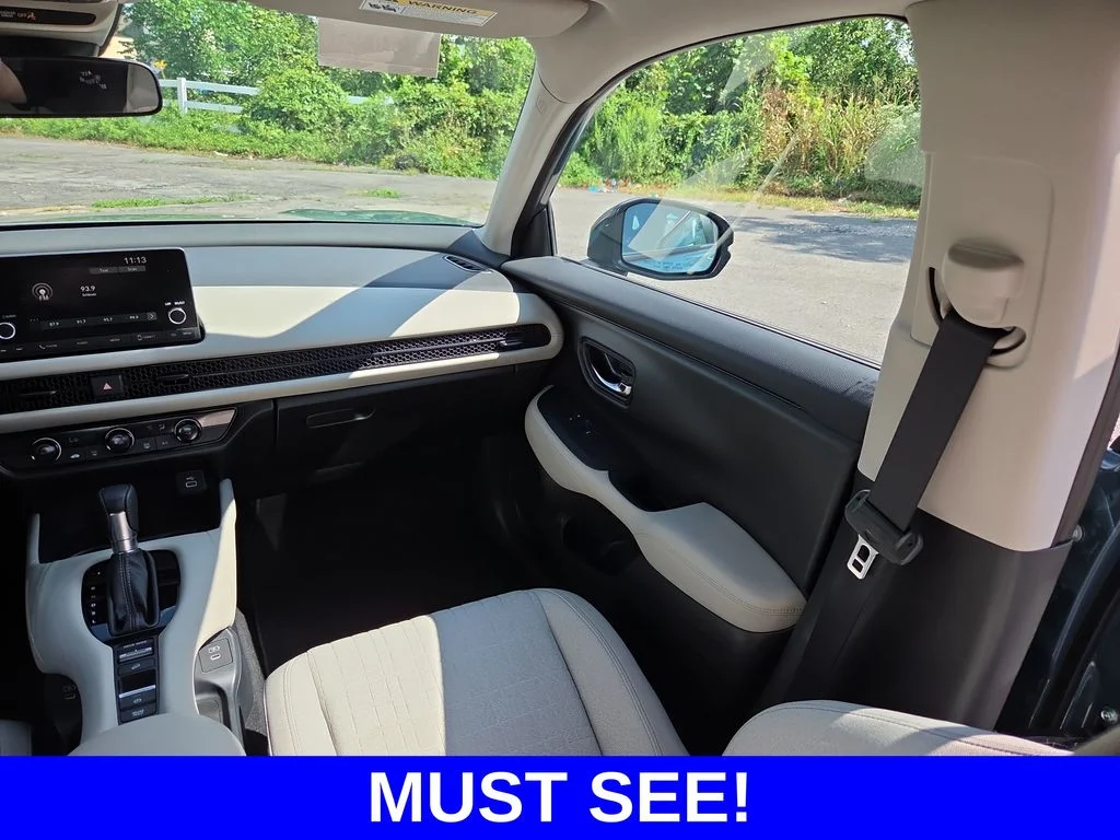 Used 2024 Silver Honda LX image 14