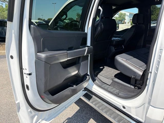 New 2026 Star White Metallic Tri-Coat Ford Lariat® image 12
