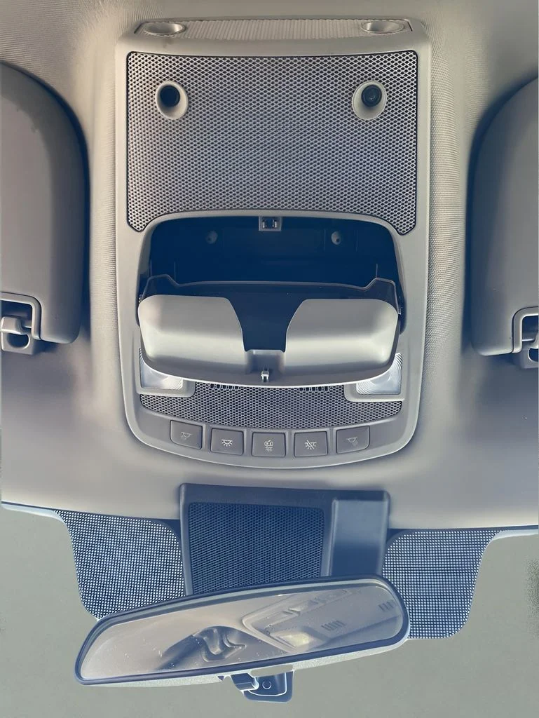 Used 2022 White Ford XL image 24