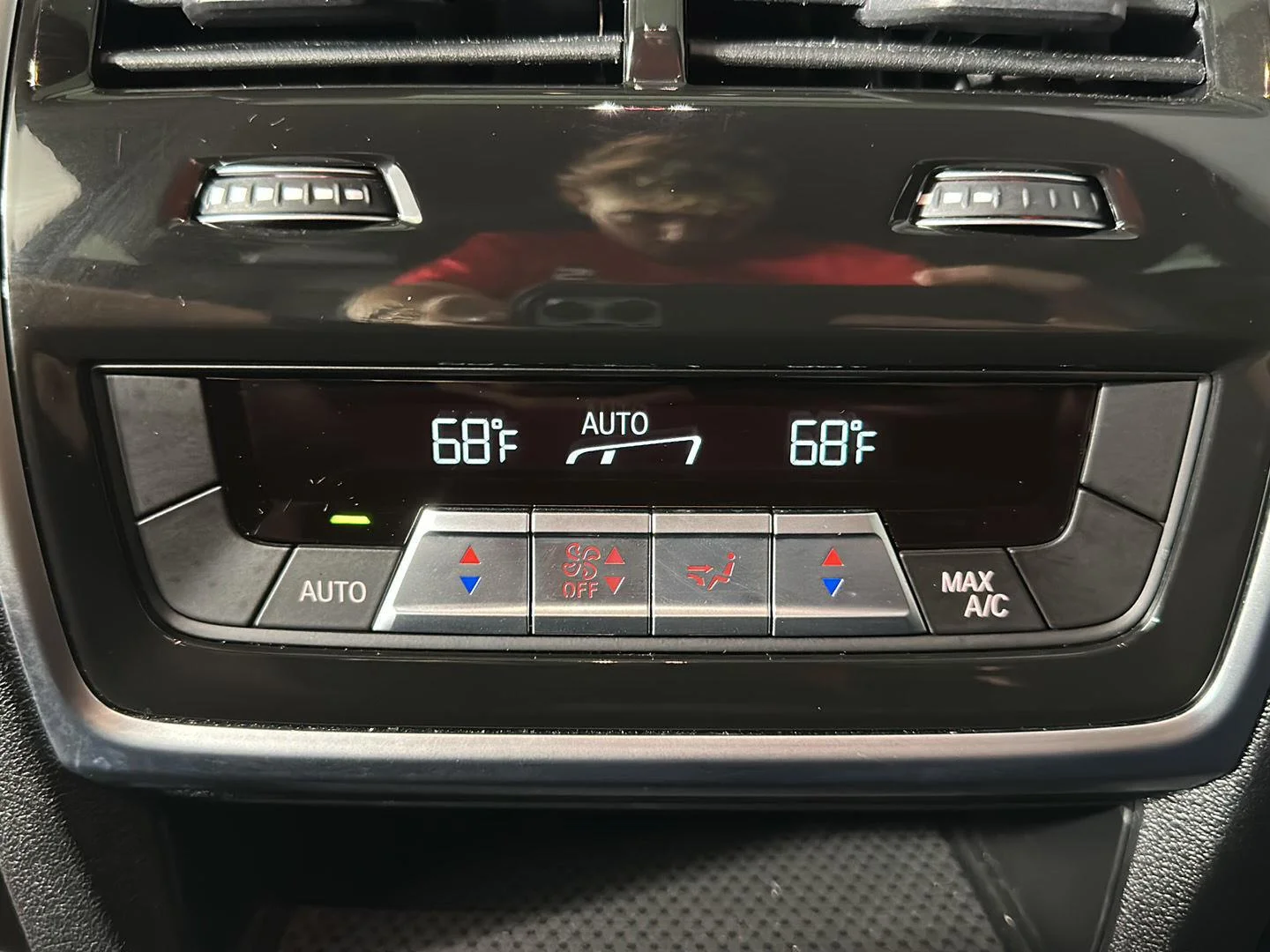 Used 2022 Mineral White Metallic BMW xDrive40i image 46