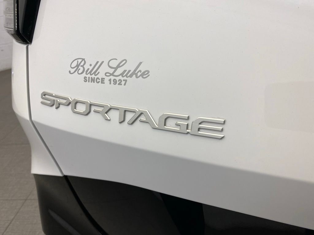 Used 2024 White Kia SX-Prestige image 10