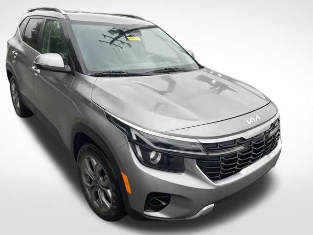 2024 Kia Seltos 2.0 S FWD's photo
