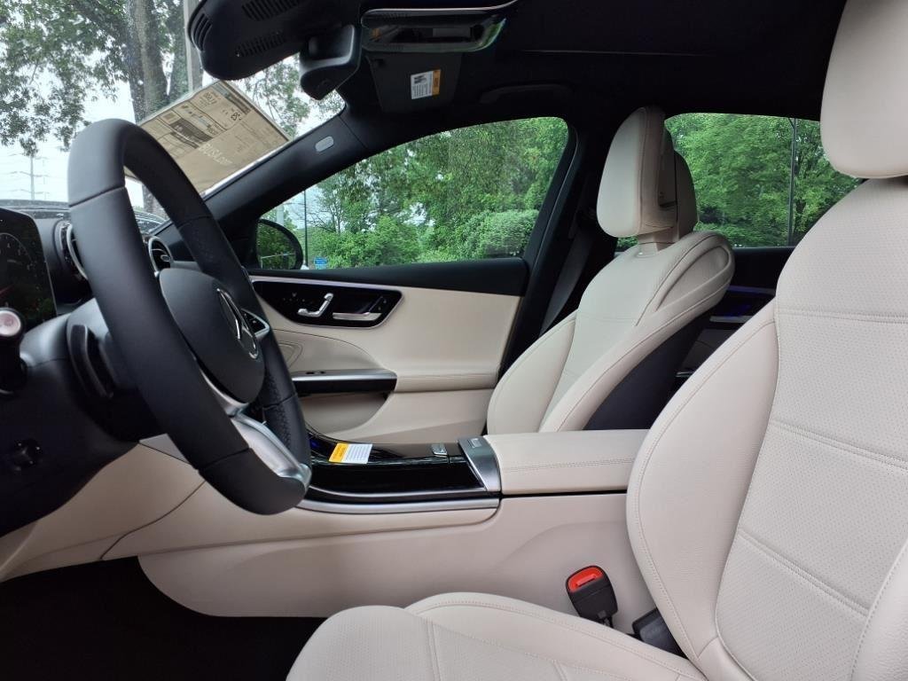 Used 2025 Polar White Mercedes-Benz C 300 image 8
