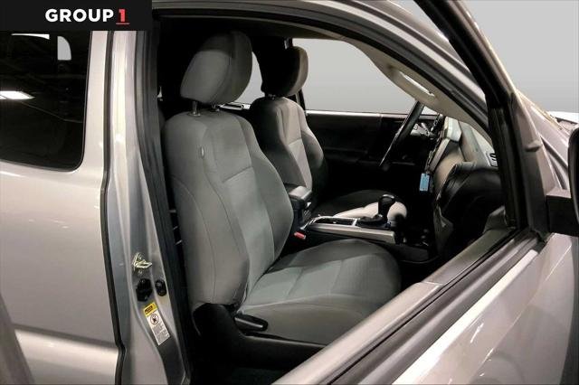 Certified Used 2017 SILVER ME Toyota  image 9