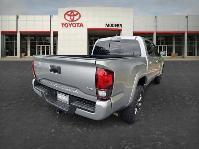 Certified Used 2023 CELESTIAL SILVER Toyota  image 4