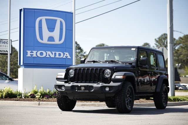 2024 Jeep Wrangler Sport