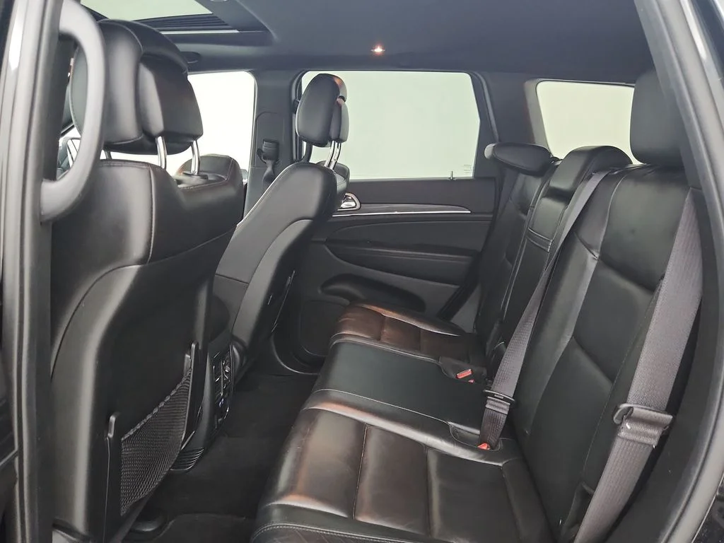 Certified Used 2022 Black Jeep Limited image 18