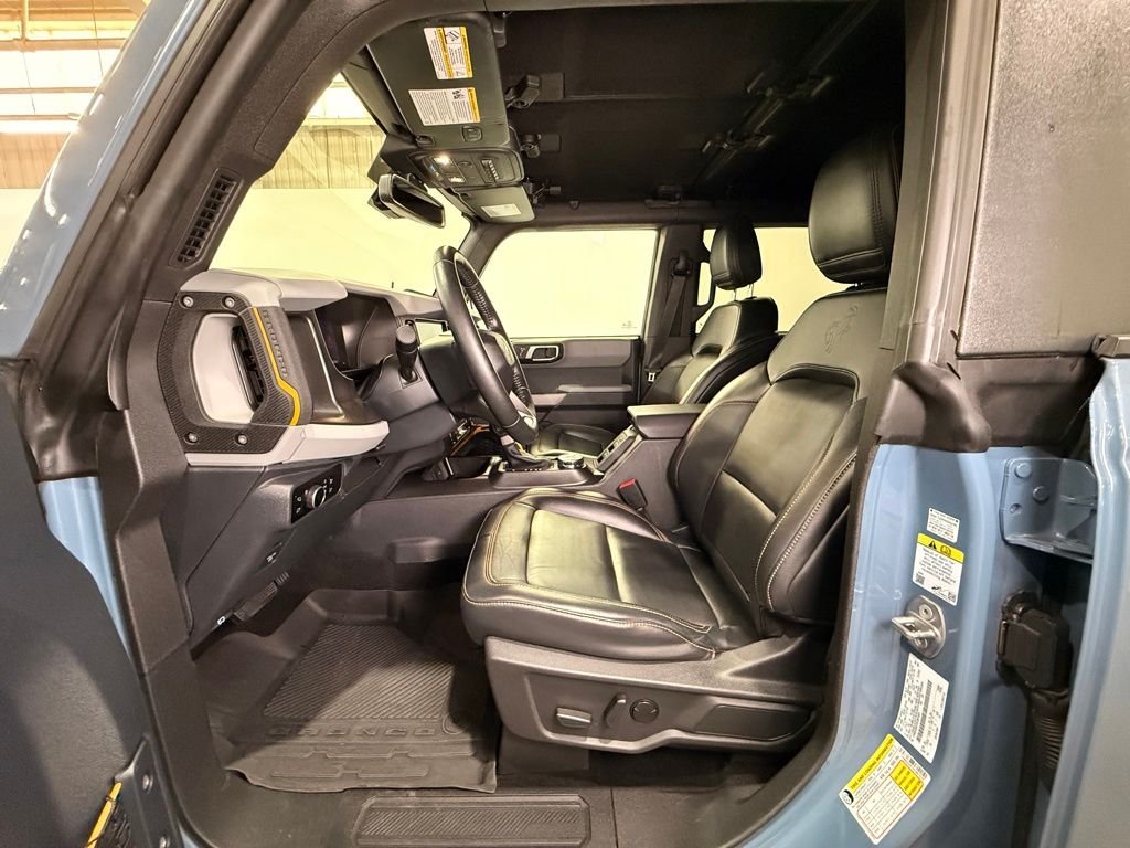 Used 2023 Gray Ford Badlands image 18