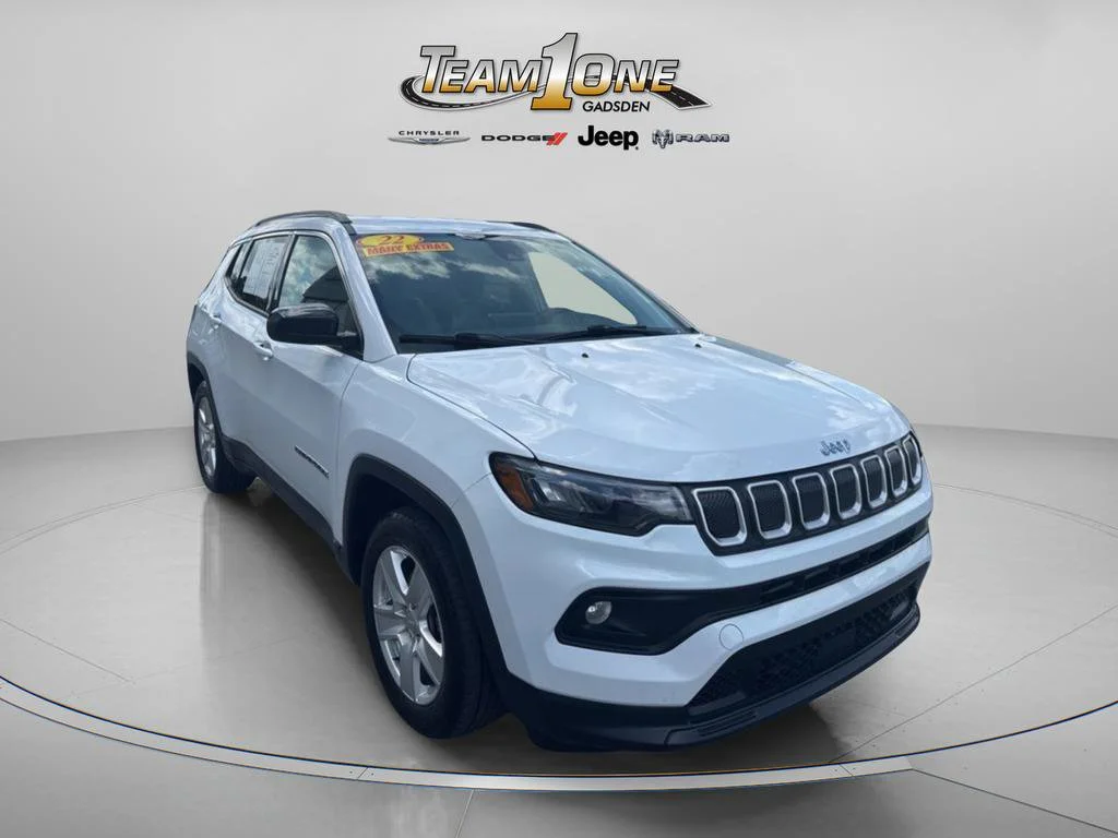 2022 Jeep Compass Latitude's photo