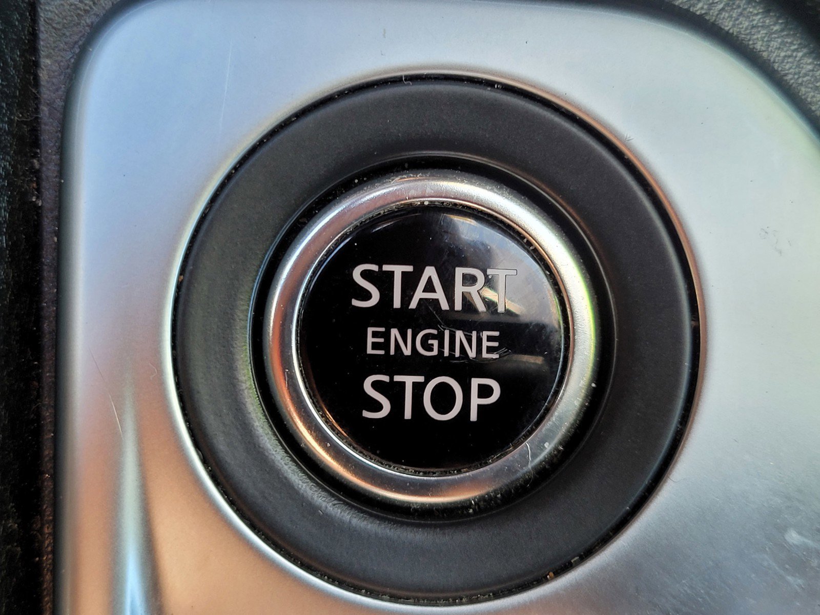 Used 2024 Atlantic Gray Metallic Nissan SV image 22