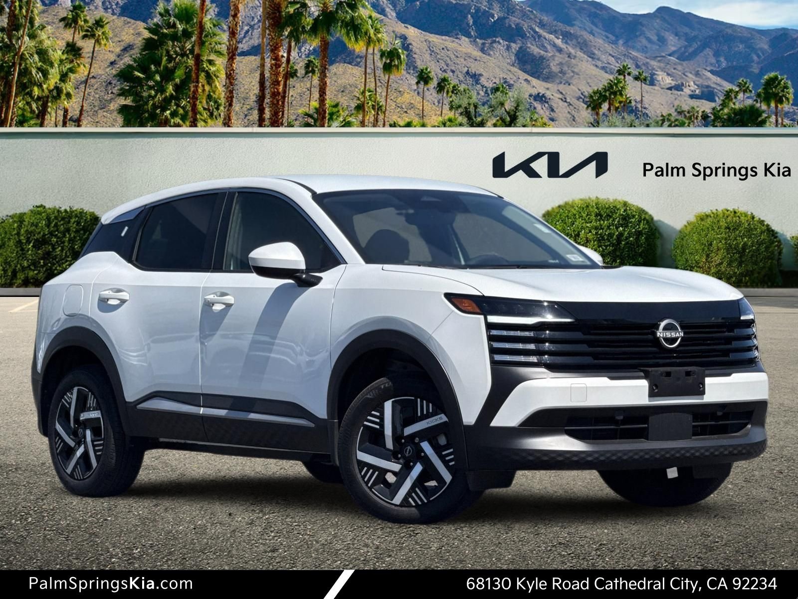 2025 Nissan Kicks 2.0 SV's photo