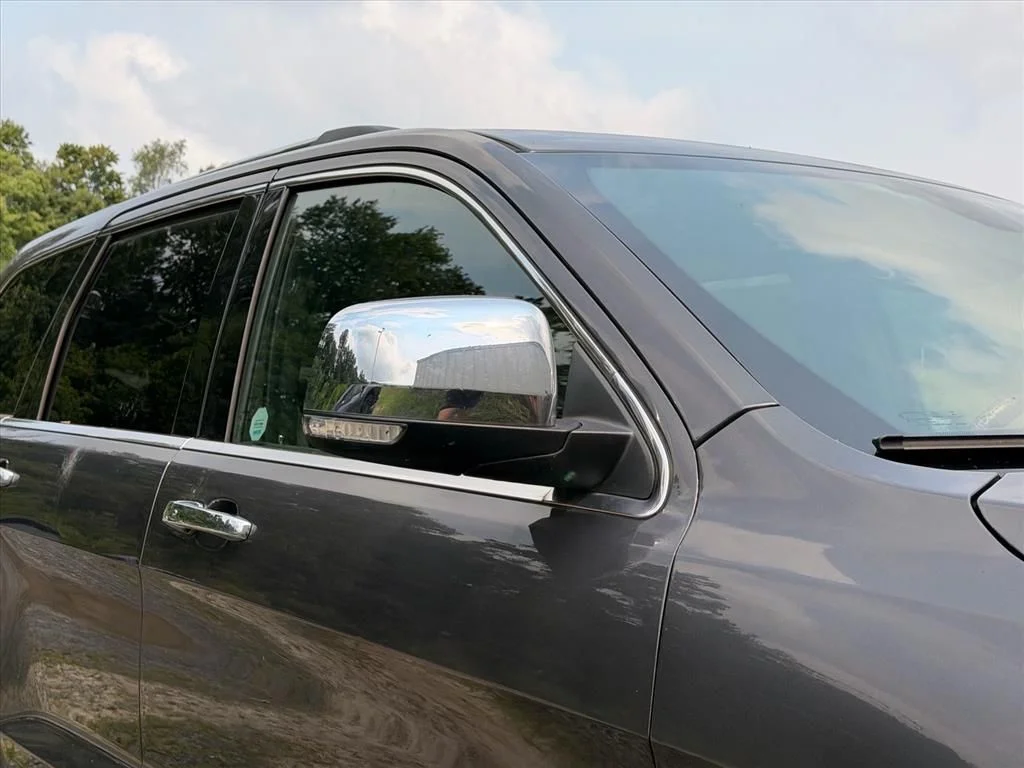 Used 2020 Gray Jeep Limited image 7