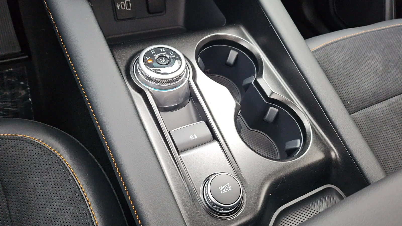 New 2026 Space White Metallic Ford Tremor AWD image 16