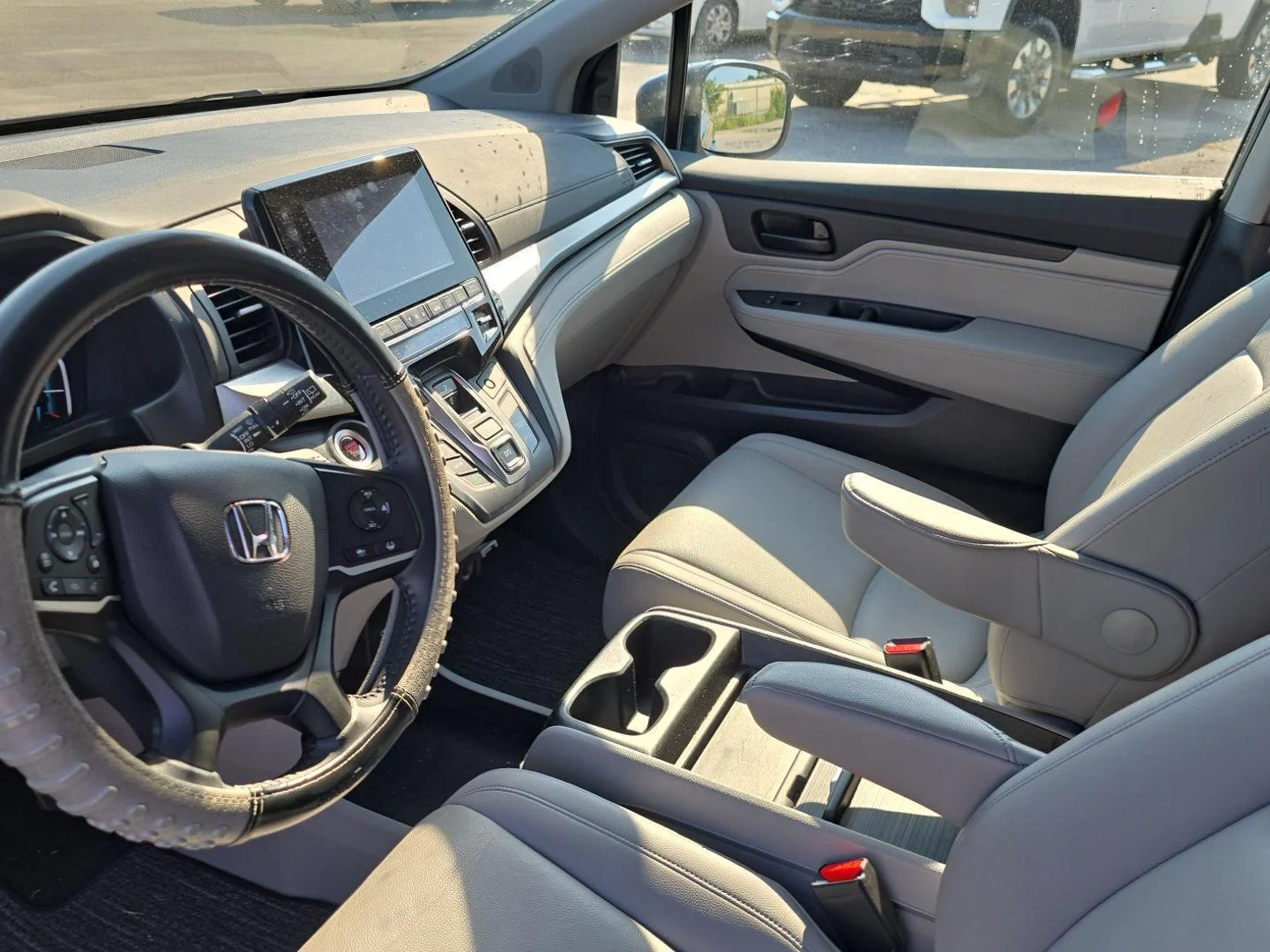 Used 2024 Modern Steel Metallic Honda EX-L image 11
