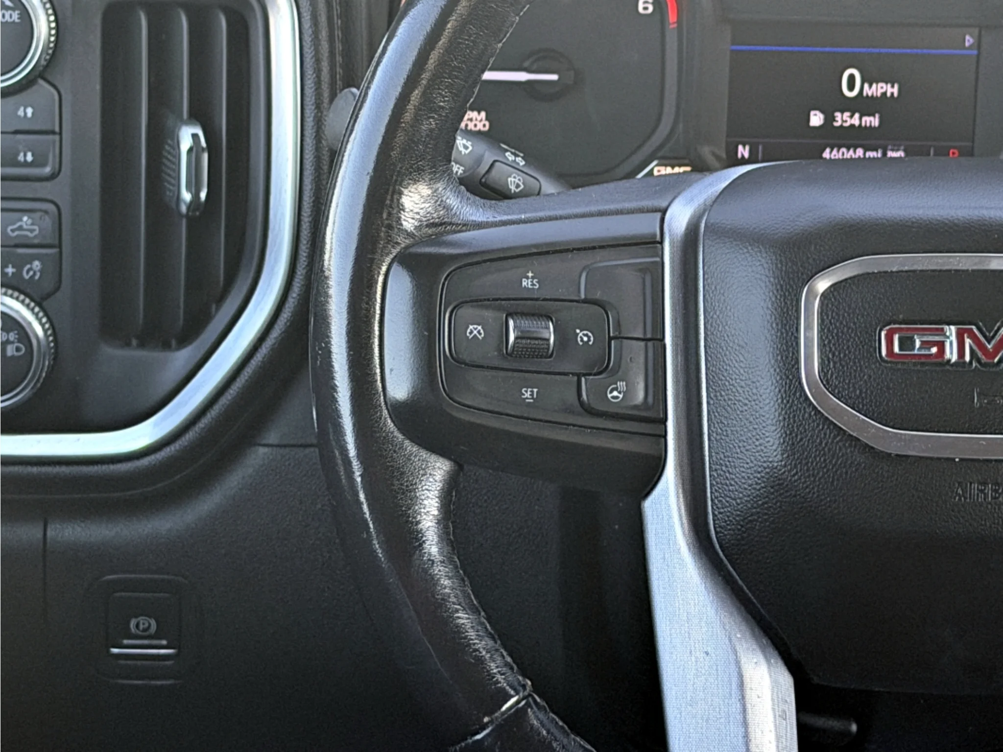 Used 2022 Pacific Blue Metallic GMC Elevation image 7