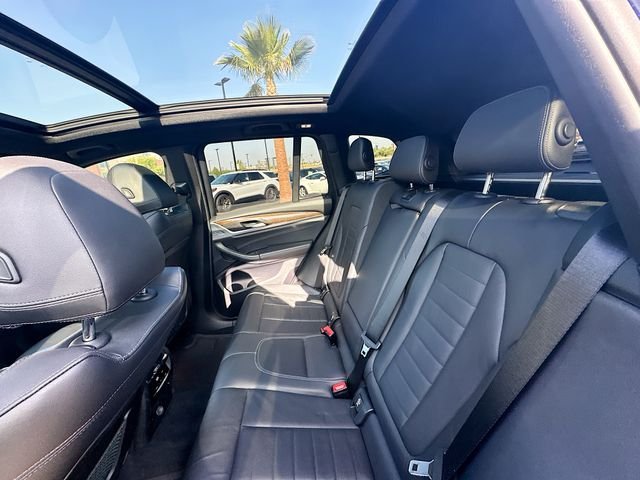 Used 2018 Blue BMW xDrive30i image 25