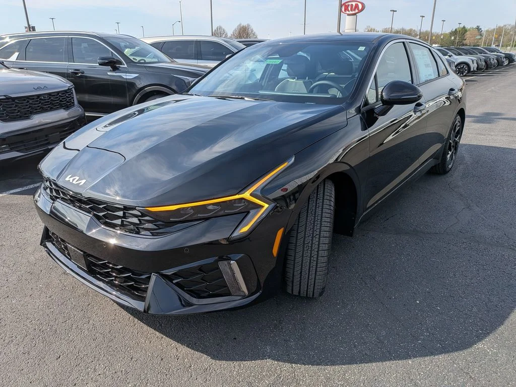 New 2026 Black Kia GT-Line image 3