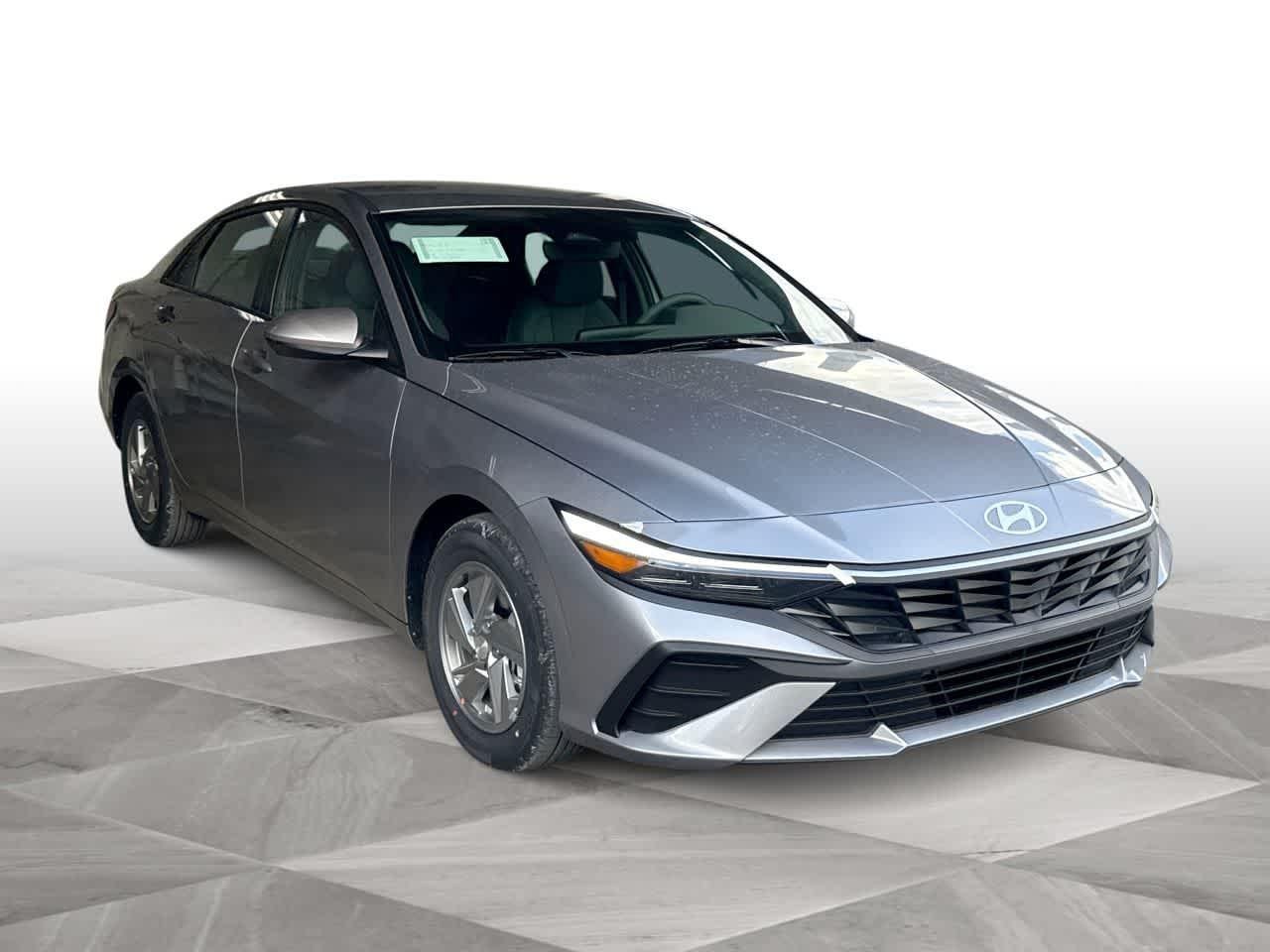 New 2026 Fluid Metal Hyundai SE image 31