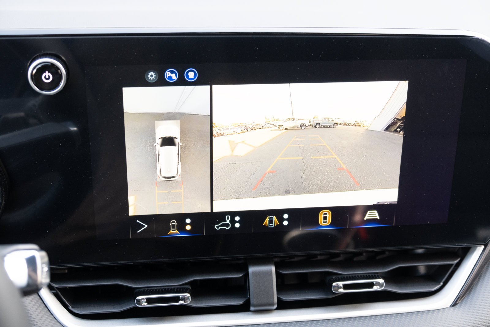 New 2027 Summit White Chevrolet AWD LT image 4