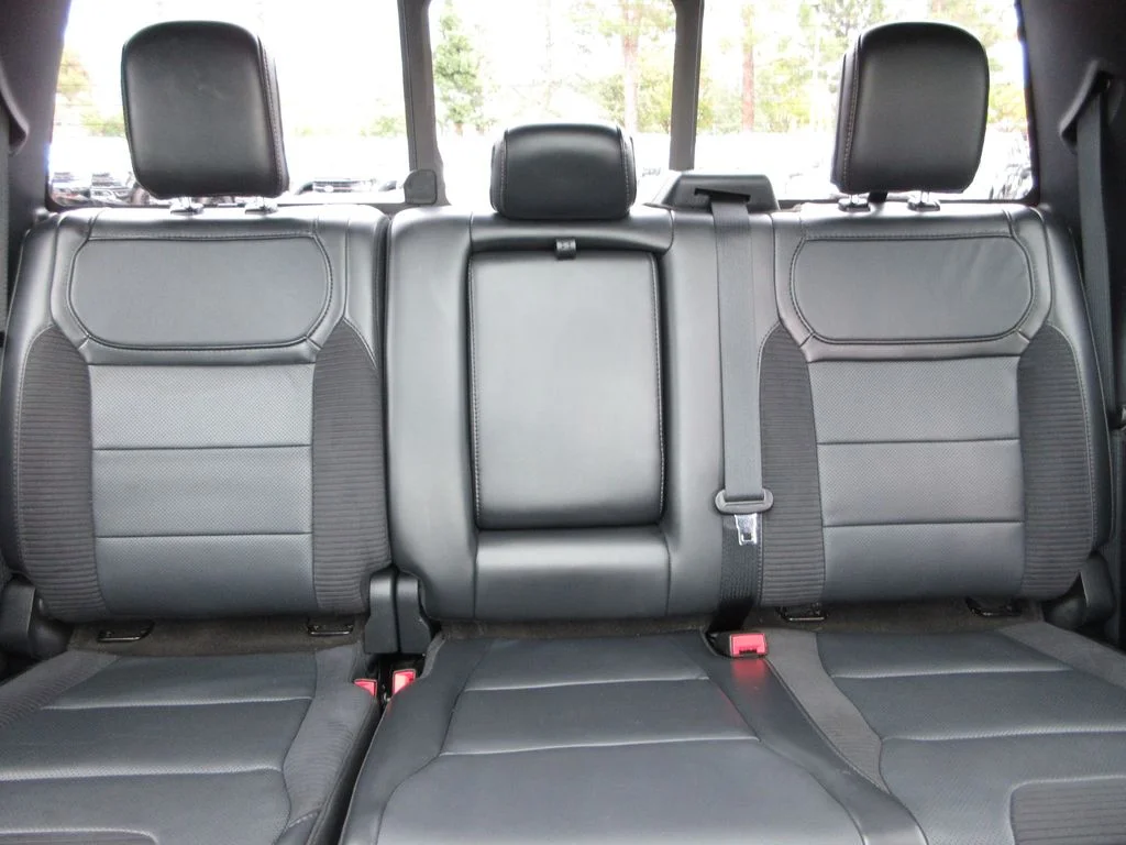 Used 2023 Antimatter Blue Metallic Ford Raptor image 29