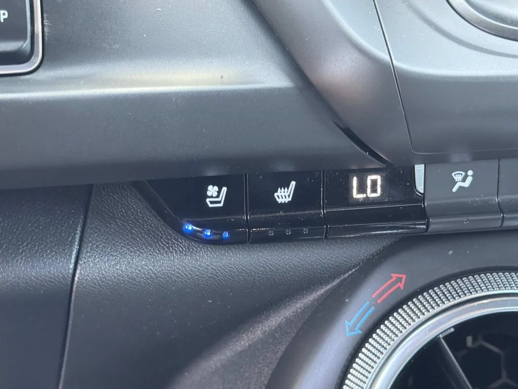 Used 2021 Riverside Blue Metallic Chevrolet 2LT image 17