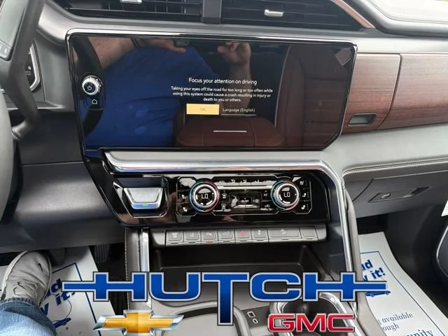 New 2026 Glacier White Tricoat GMC Denali Ultimate image 38
