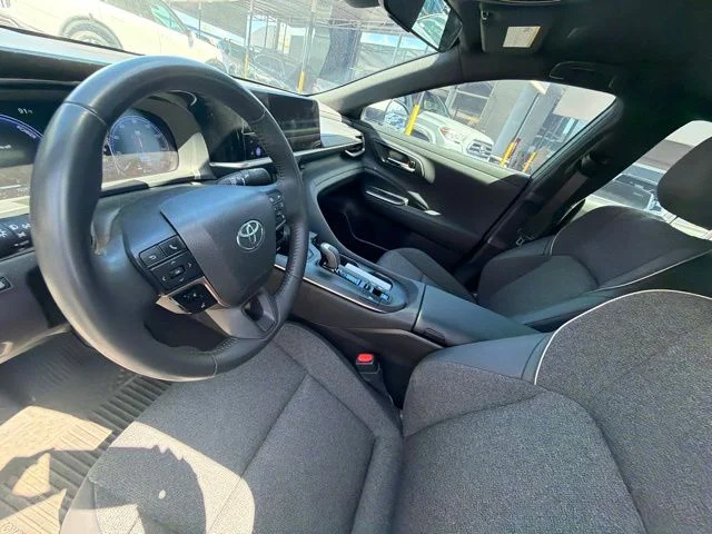 Used 2023 White Toyota XLE image 11