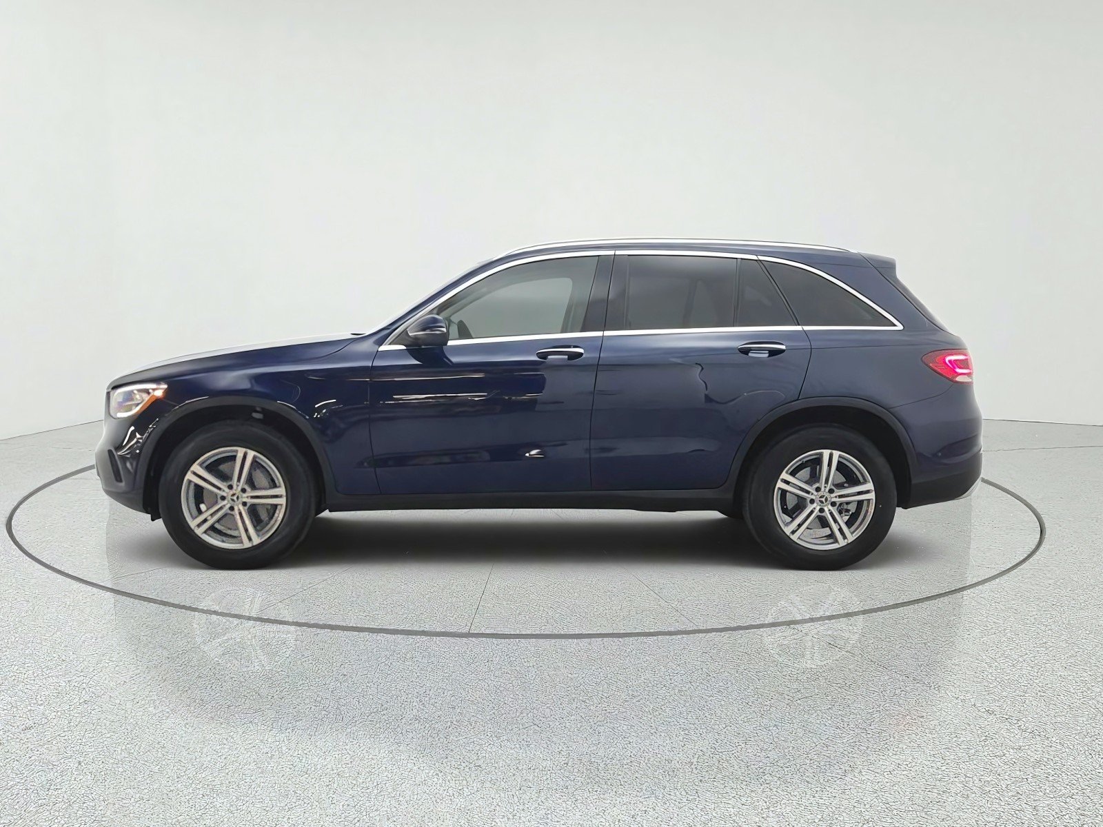 Certified Used 2022 Lunar Blue Metallic Mercedes-Benz GLC 300 4MATIC® SUV image 8