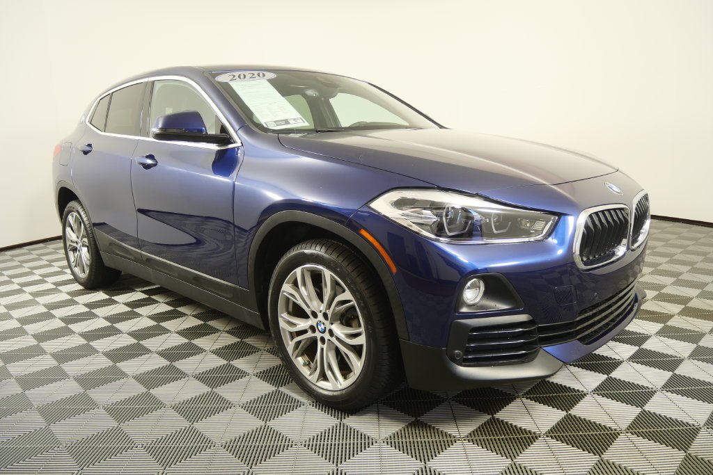 Used 2020 Mediterranean Blue Metallic BMW sDrive28i image 2