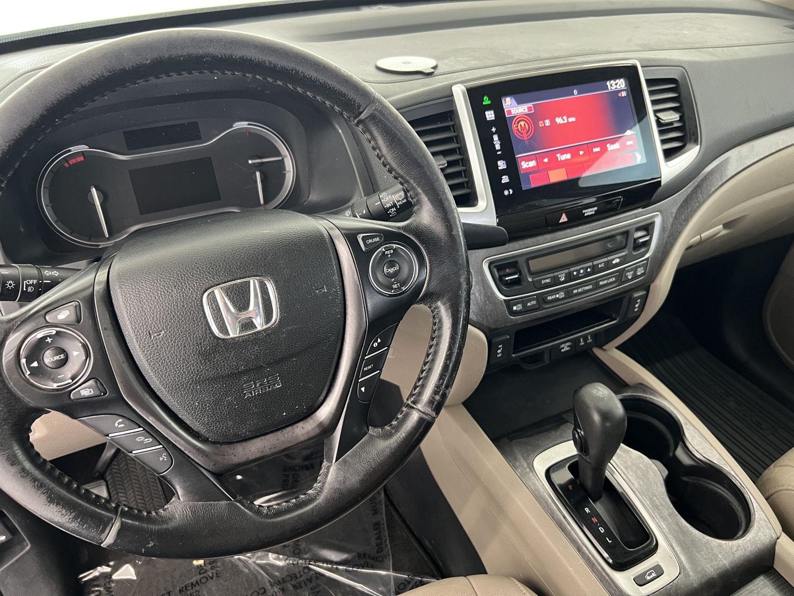 2016 Honda Pilot EX-L - Photo 22