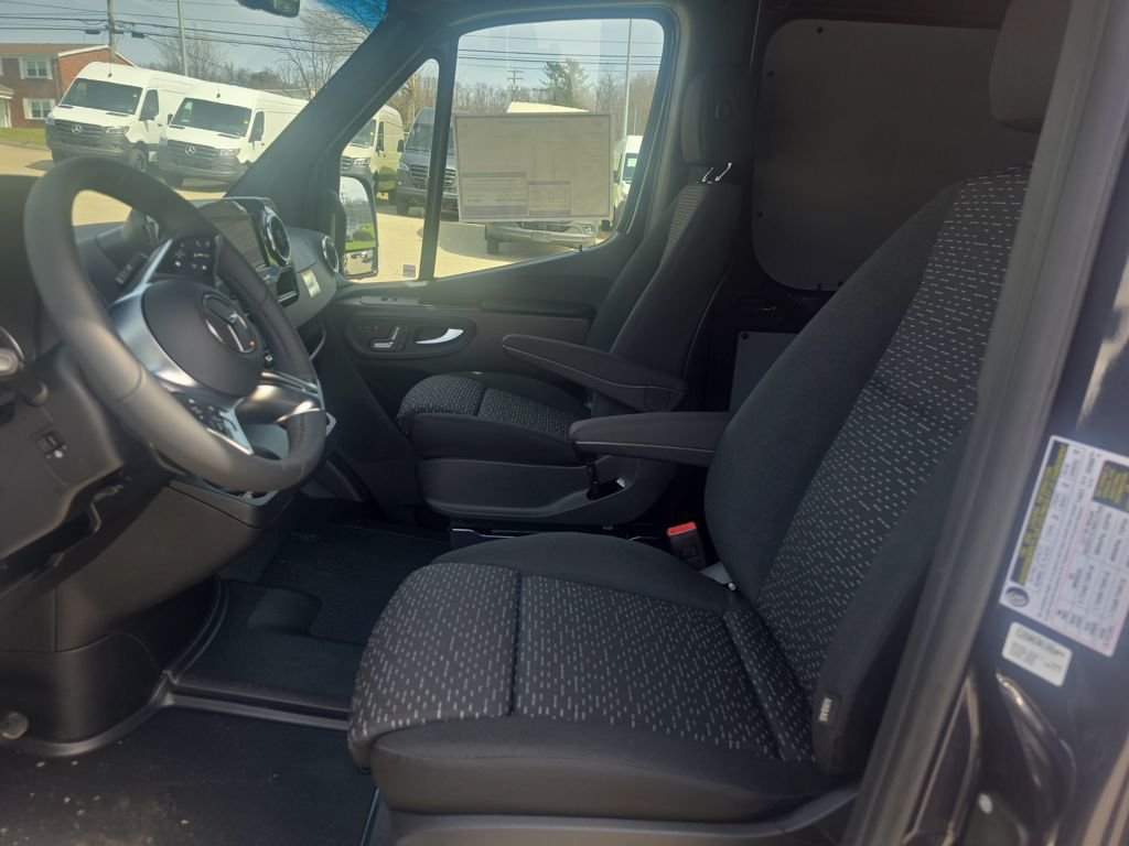 2026 Mercedes-Benz Sprinter Cargo Van Base - Photo 9