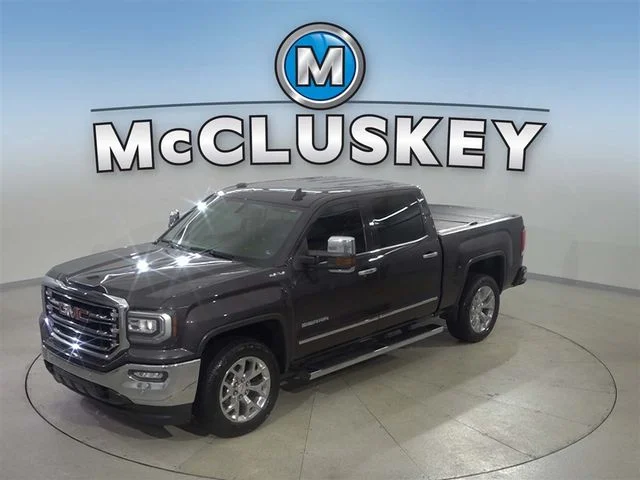 Used 2016 Silver GMC SLT image 17
